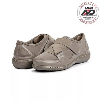 オッフェン　pointed-FRIN / BEIGE & BLACK Scarpin Preto Slingback Verniz Casual - Constance Calçados